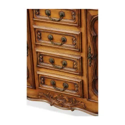 路易十五风格胡桃木餐具柜，带 4 个门和 9 个抽屉。 ……