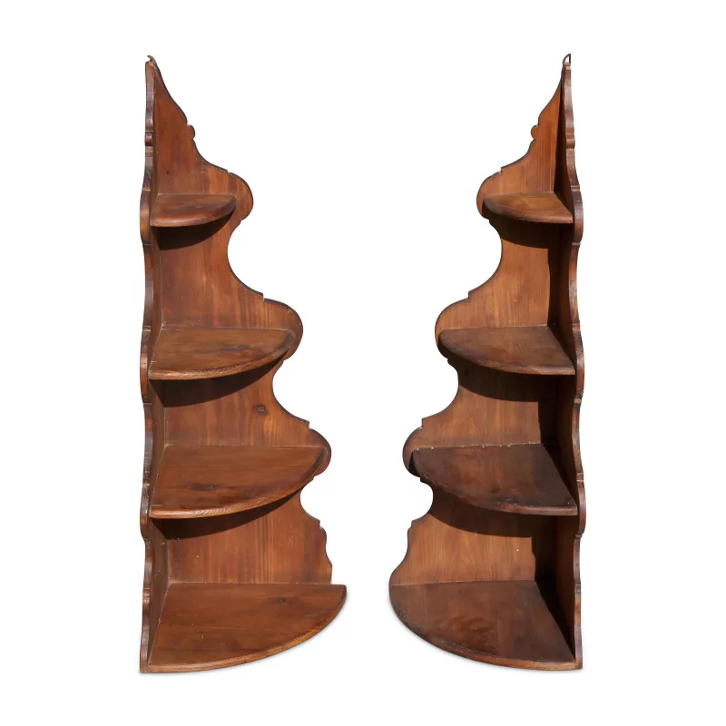 Pair of style corner cupboards to hang in fir, work … - Moinat - Bookshelves, Bookcases, Curio cabinets, Vitrines