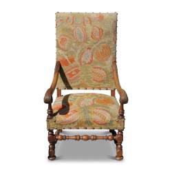 Louis XIII armchair in walnut