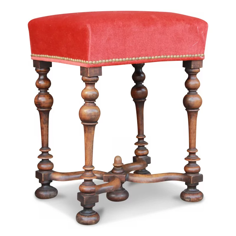 路易十三凳子，上面覆盖着红色布料。 - Moinat - Stools, Benches, Pouffes