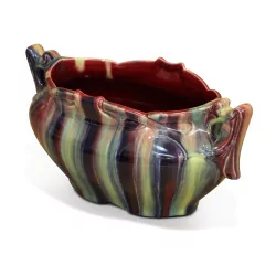个陶瓷锅。