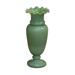 青瓷蛋白石花瓶