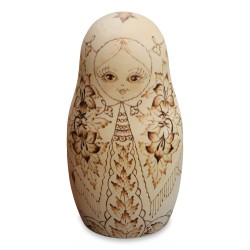Eine russische Puppe