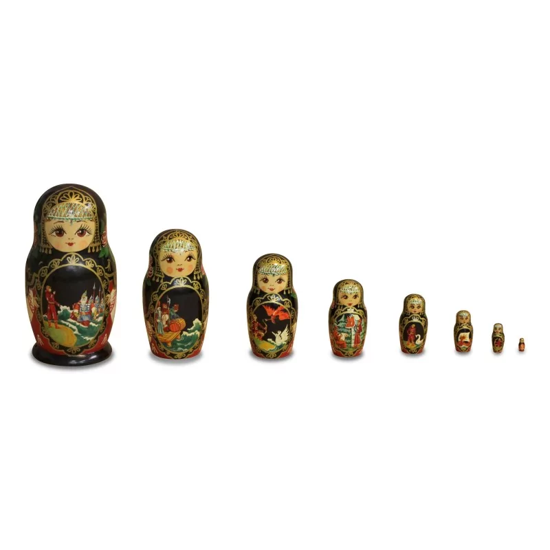 俄罗斯套娃或俄罗斯套娃是一种由……制成的空心人形 - Moinat - 装饰配件