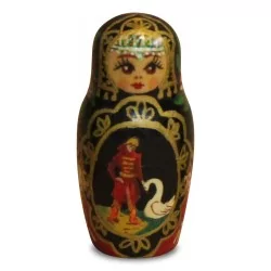 俄罗斯套娃或俄罗斯套娃是一种由……制成的空心人形