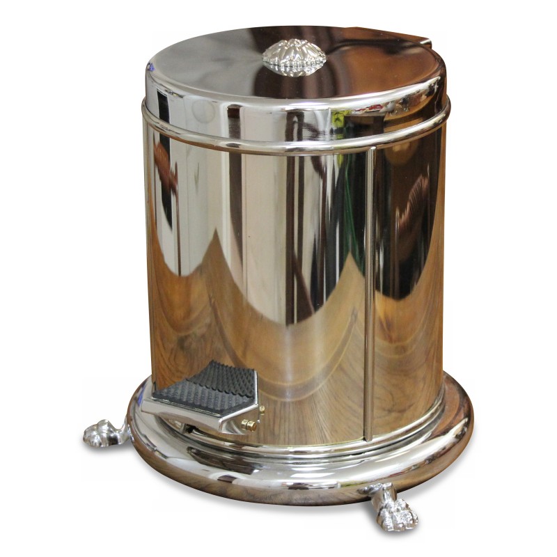 Une poubelle de salle de bain en métal chromé - Moinat - Accessoires de décoration Une poubelle de salle de bain en métal chromé - Moinat - Accessoires de décoration