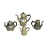 Ein Set aus 4 dekorativen Teekannen aus Zinn - Moinat - Dekorationszubehör