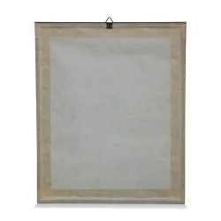 黑色背景上的一系列“彩鸟”版画