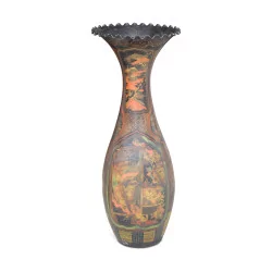 earthenware vase. Japan.
