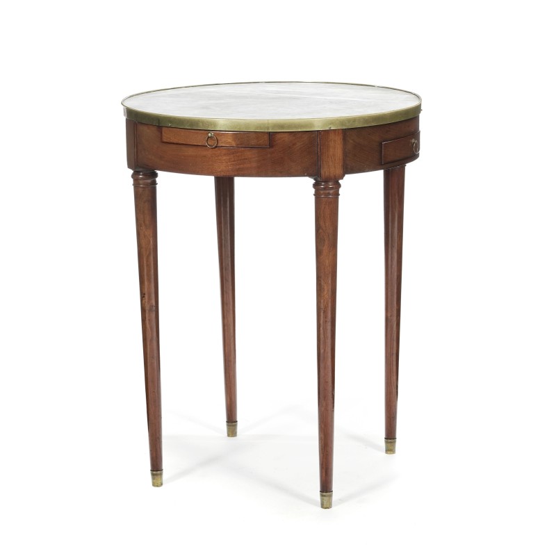 A round living room table - Moinat - End tables, Bouillotte tables, Bedside tables, Pedestal tables A round living room table - Moinat - End tables, Bouillotte tables, Bedside tables, Pedestal tables
