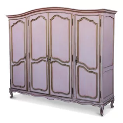 大型路易十五衣柜，模制胡桃木漆成粉红色和……