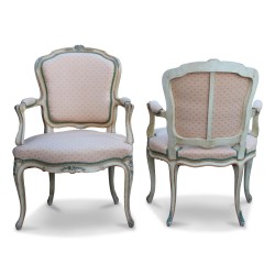 Paire de fauteuils cabriolets Louis XV