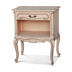 Pair of Louis XV nightstands painted pink and gold, one with 3 …