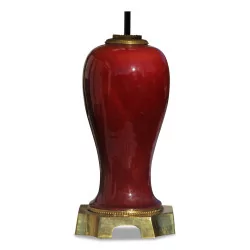 Lampe de table vase sang de boeuf avec socle en bronze doré et …