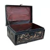 “Chinese” trunk in black leather paper and wood probably … - Moinat - Boxes, Urns, Vases