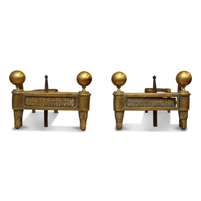 Pair of Louis XVI bronze Directoire andirons. - Moinat - Firedogs, Andirons Pair of Louis XVI bronze Directoire andirons. - Moinat - Firedogs, Andirons