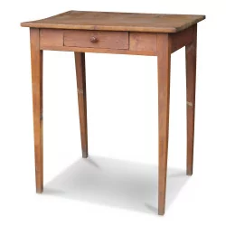 Schreibtisch aus Tannenholz aus dem Pays d`En Haut.