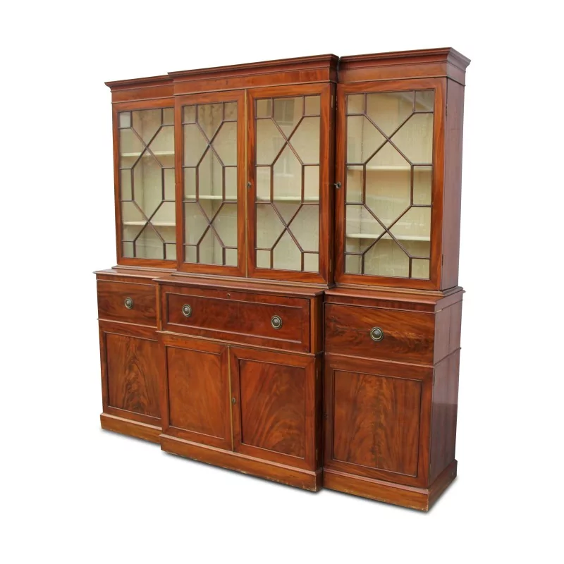 Bibliothèque anglaise en acajou flammé avec écritoire. Vers 1800. - Moinat - Etagères, Bibliothèques, Vitrines