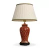 Красно-золотая керамическая лампа с деревянным основанием. - Moinat - Настольные лампы