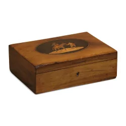 souvenir box in walnut inlaid with religious scene “Jesus and his mother”.