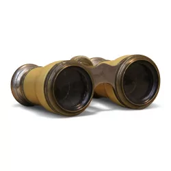 Binocular theater glasses in silver-plated brass and bone.