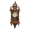 Eine Henri II-Uhr aus Walnussholz. Fehlendes Stück Holz. - Moinat - Pendules murales