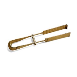 A silver clip G.Renard.