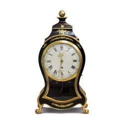 A Neuchâteloise clock.（在该州）。 1970年前后