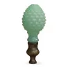 A decorative opaline staircase pine ball. - Moinat - Wild Flowers