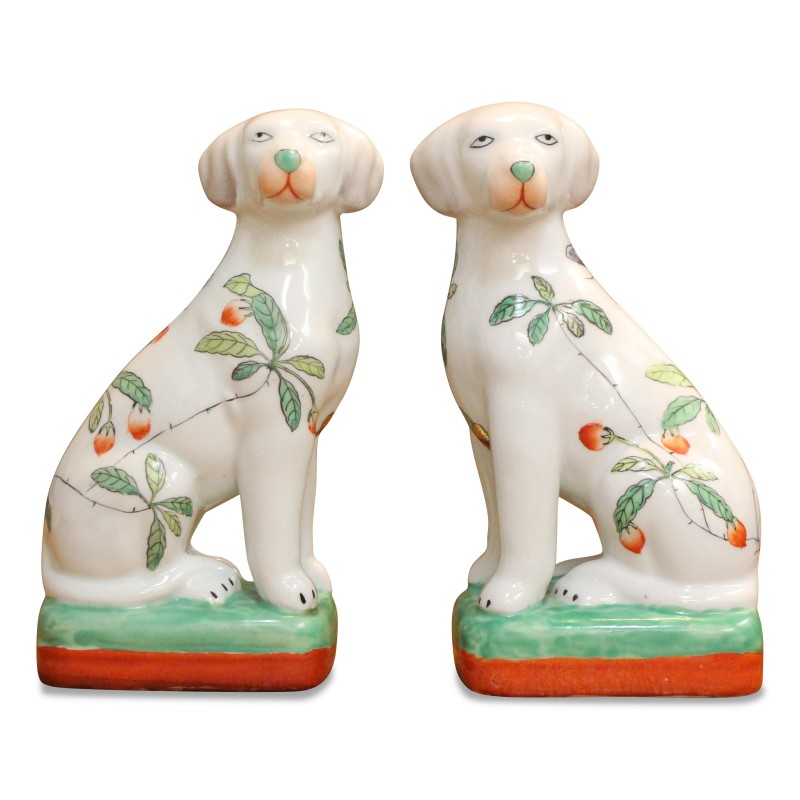 Ein Paar „Delft“-Porzellanhunde mit Blumendekor. - Moinat - Porzellan Ein Paar „Delft“-Porzellanhunde mit Blumendekor. - Moinat - Porzellan