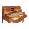 Un bureau Louis Philippe en noyer, plateau extensible. - Moinat - Bureaux cylindre, à abattant, Secrétaires