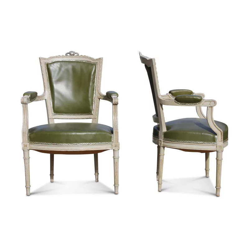 A pair of green leather convertibles - Moinat - Armchairs