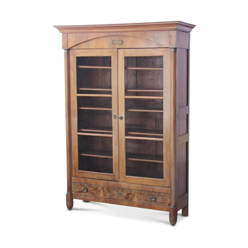 A walnut showcase, five shelves and a drawer - Moinat - Bookshelves, Bookcases, Curio cabinets, Vitrines