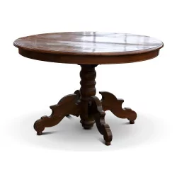 Ein Louis-Philippe-Tisch aus Nussbaumholz