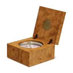 Une horloge de voyage "Timeton Quartz"en bois d’orbe