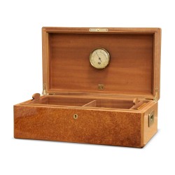 An orbwood cigar box.