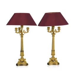 Paar neugotische Lampen aus vergoldeter Bronze
