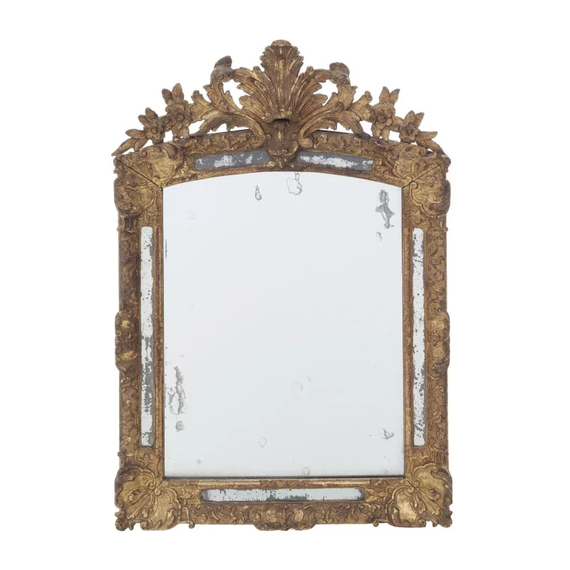 Un miroir à parecloses d’époque Régence en bois sculpté - Moinat - Glaces, Miroirs