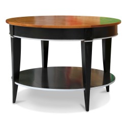 Une table basse ronde en merisier