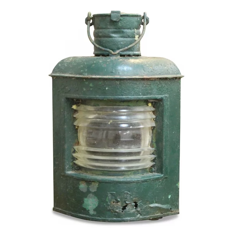 Un fanal en tôle marine peint en verte (Tribord) - Moinat - Accessoires de décoration Un fanal en tôle marine peint en verte (Tribord) - Moinat - Accessoires de décoration