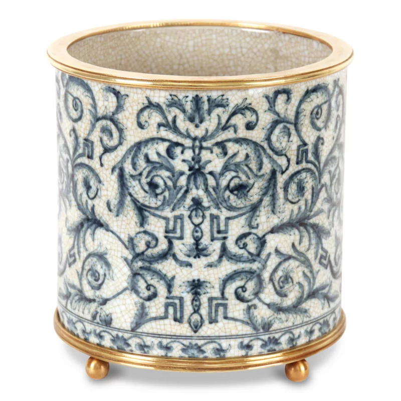 A blue porcelain planter with plant motifs - Moinat - Flowerpot holders, Interior planters