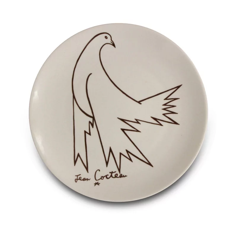 Une assiette "Colombe" signée Jean Cocteau - Moinat - Accessoires de décoration