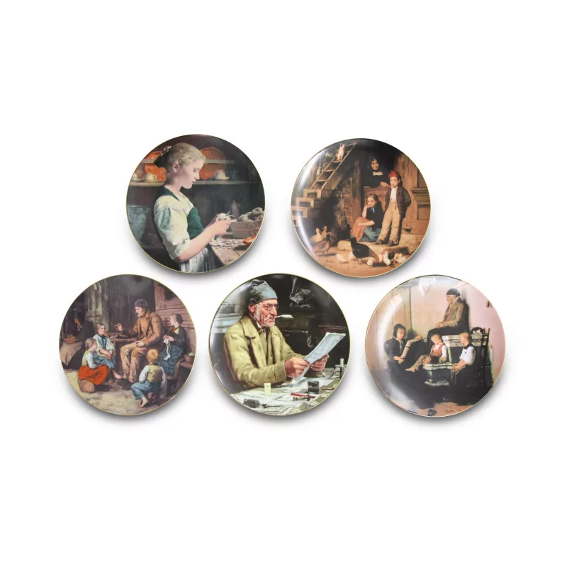 A set of five \"Scene of life\" plates - Moinat - Decorating accessories