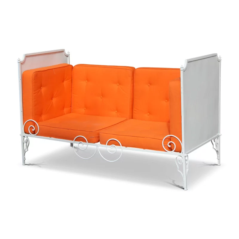 Child's bed in white wrought iron, transformed into a sofa bed - Moinat - Sofas