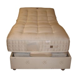 Silk Imperial Prestige Matratze von Treca Interiors Paris.