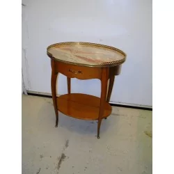 Louis XV\"Mailfert\"樱桃木床头柜，顶部