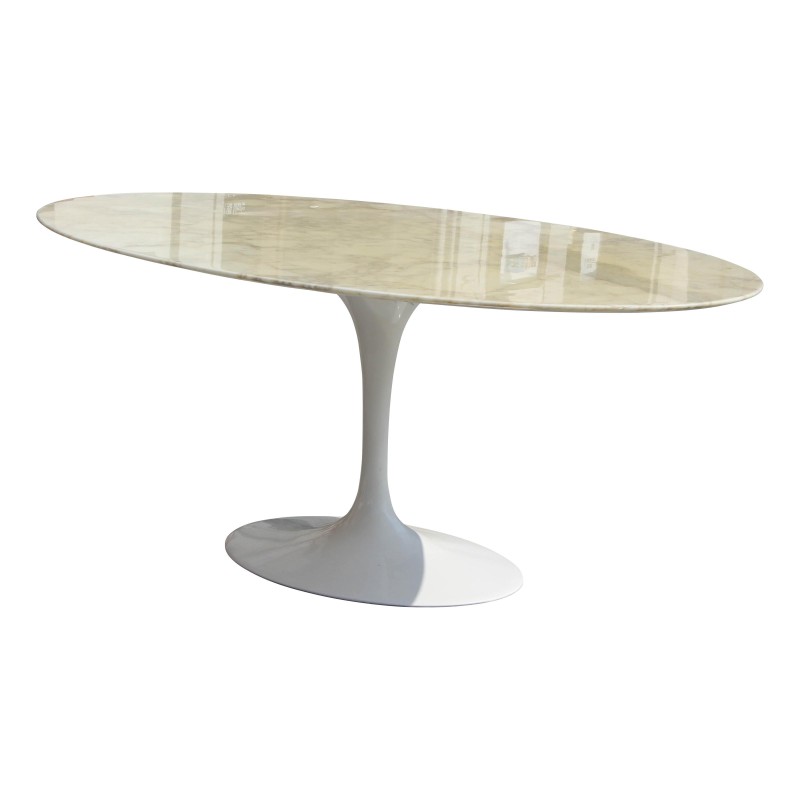 Tulip Knoll table by Eero Saarinen in marble - Moinat - Dining tables