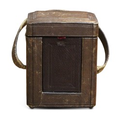 Une horloge réveil d’officier