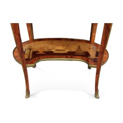 A Louis XVI happiness of the day in oval shape