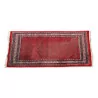 Tapis d’orient coloris bleu, rouge, noir et blanc avec - Moinat - Tapis